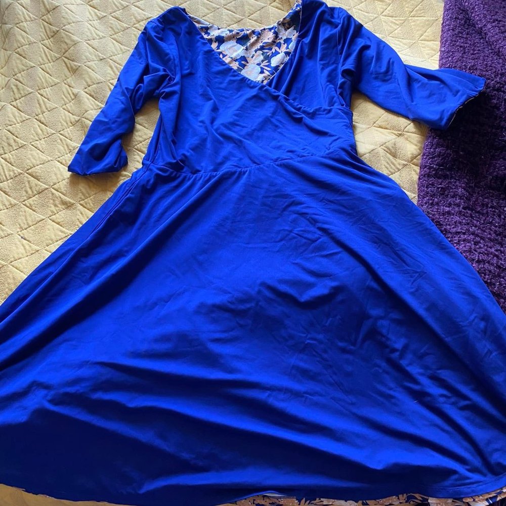 Reversible 4 Way Betabrand Travel Round Trip Dress